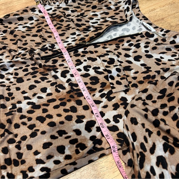 Calvin Klein Leopard Print Stretch Knit Women's Blouse Top Large - Picture 8 of 8